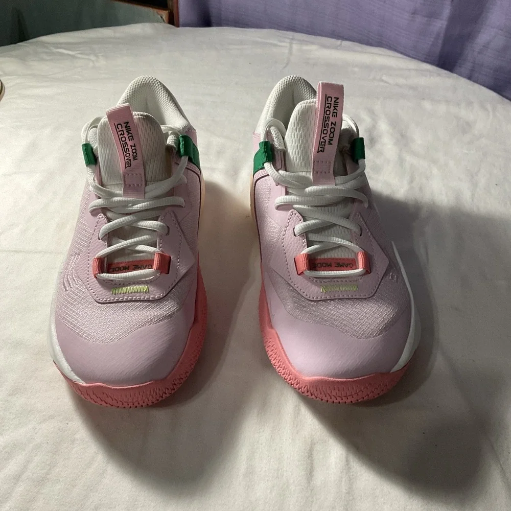 Nike Air Zoom Crossover‎ GS Pink Foam / Summit White - Youth Boy Size 5.5